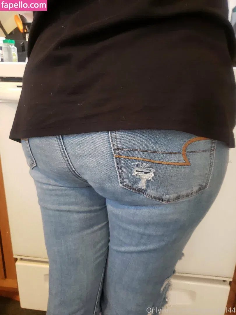 itsyourgirl44 Onlyfans Photo Gallery 