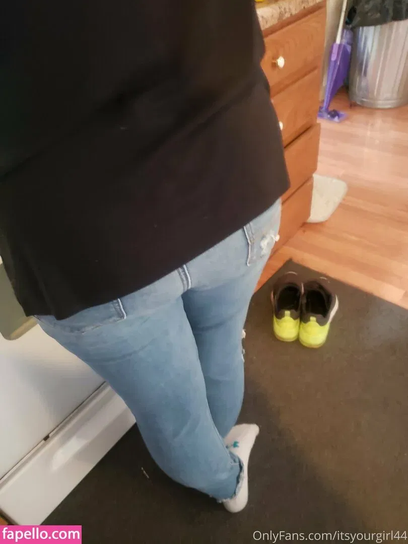 itsyourgirl44 Onlyfans Photo Gallery 