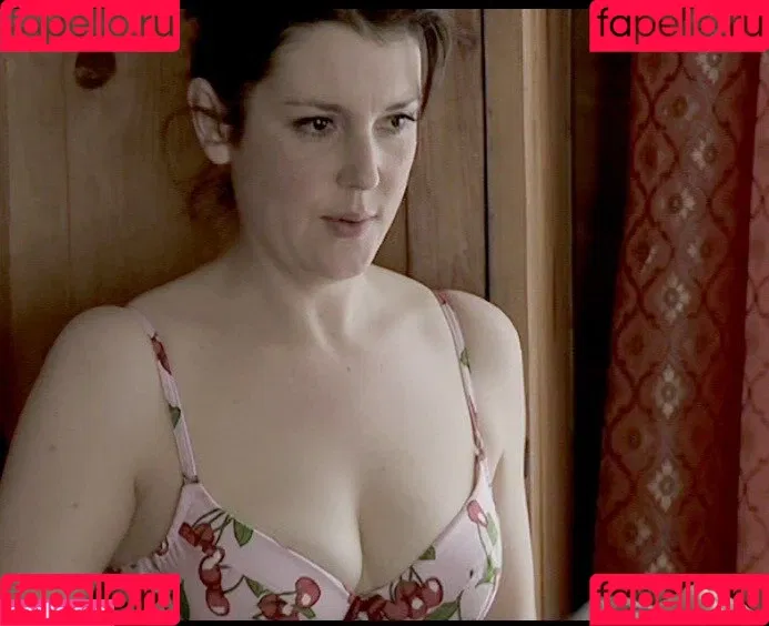 Melanie Lynskey Onlyfans Photo Gallery 