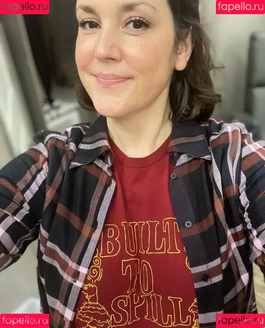 Melanie Lynskey Onlyfans Photo Gallery 