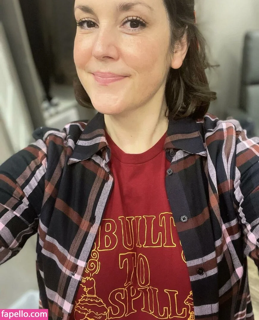 Melanie Lynskey Onlyfans Photo Gallery 