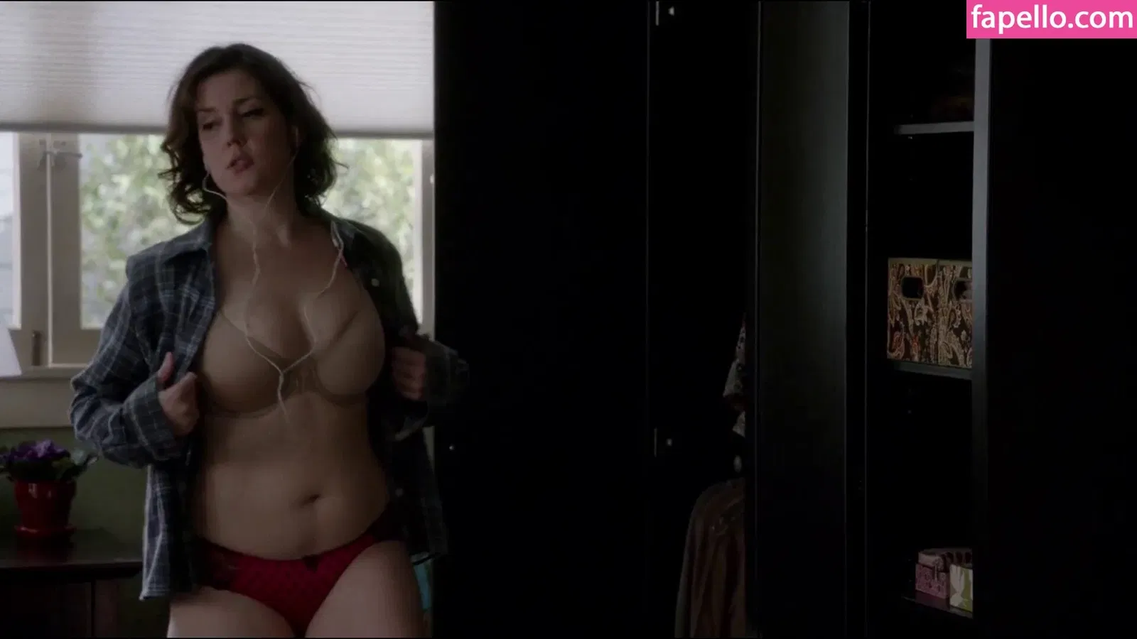 Melanie Lynskey Onlyfans Photo Gallery 