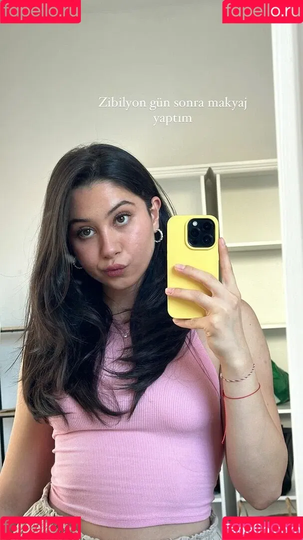 Hilal Fener Onlyfans Photo Gallery 
