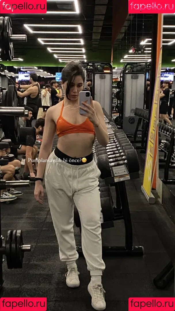 Hilal Fener Onlyfans Photo Gallery 