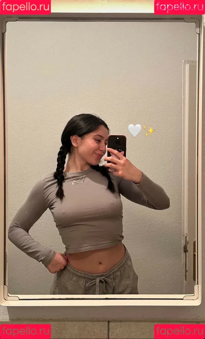 Hilal Fener Onlyfans Photo Gallery 