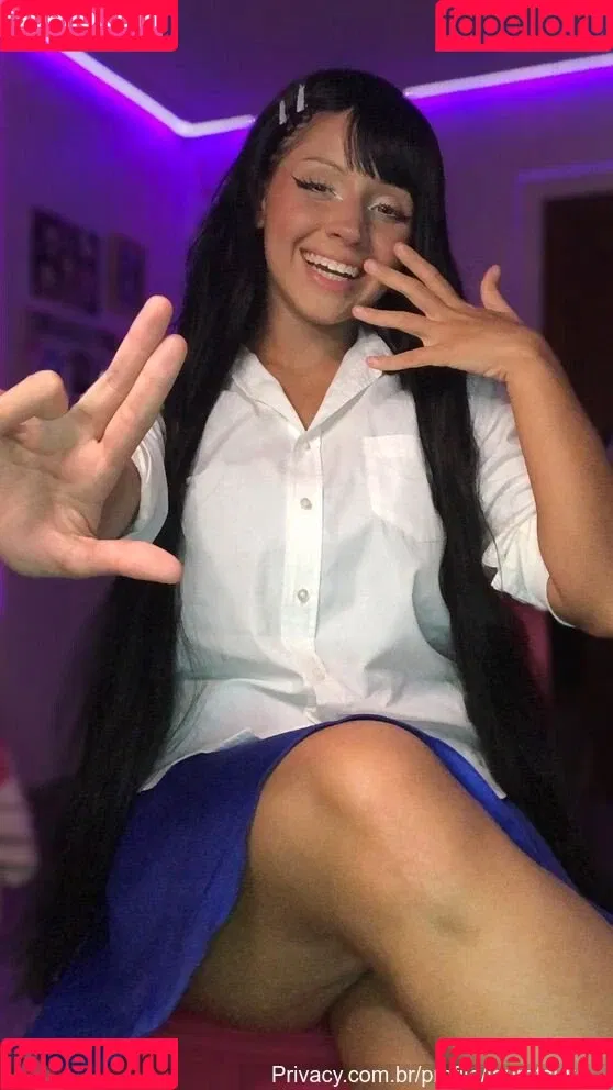 Laura Tsuki Onlyfans Photo Gallery 