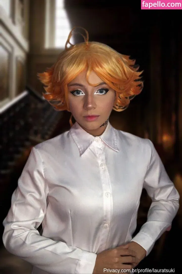 Laura Tsuki Onlyfans Photo Gallery 