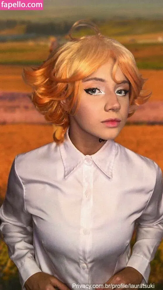 Laura Tsuki Onlyfans Photo Gallery 