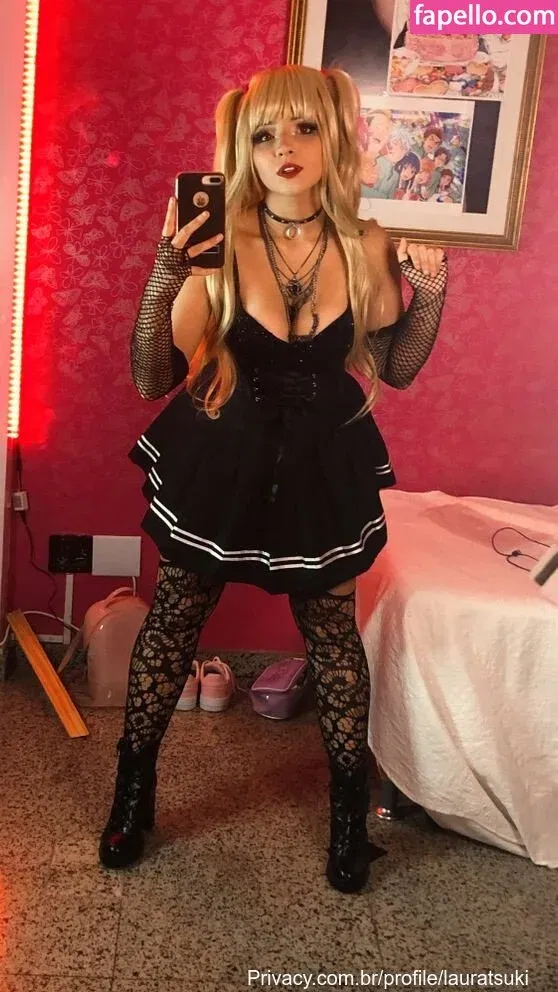 Laura Tsuki Onlyfans Photo Gallery 