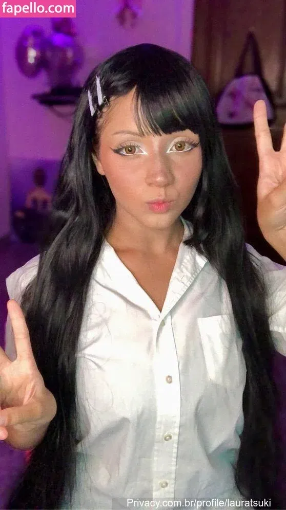 Laura Tsuki Onlyfans Photo Gallery 