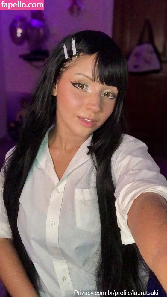 Laura Tsuki Onlyfans Photo Gallery 