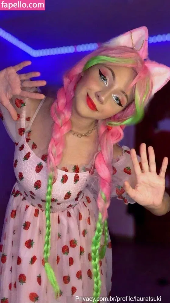 Laura Tsuki Onlyfans Photo Gallery 