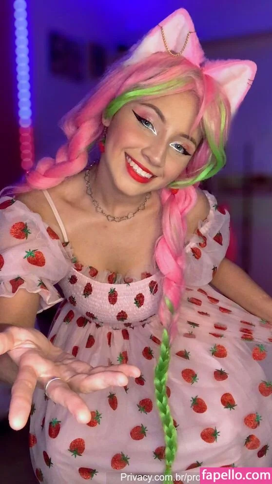 Laura Tsuki Onlyfans Photo Gallery 