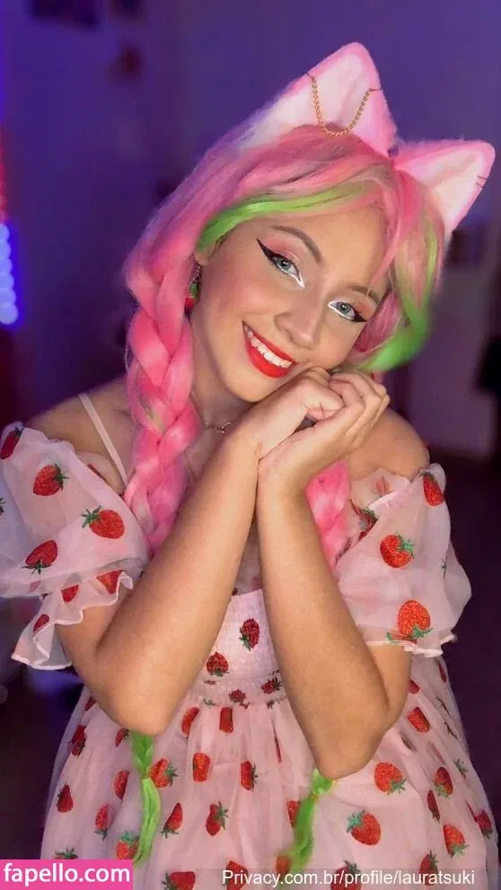 Laura Tsuki Onlyfans Photo Gallery 