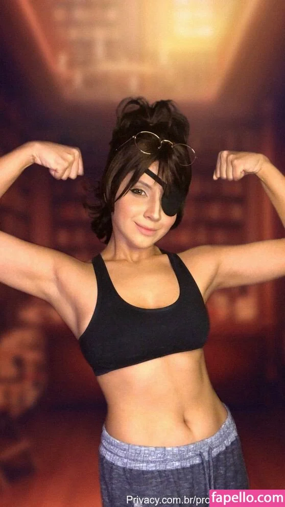 Laura Tsuki Onlyfans Photo Gallery 