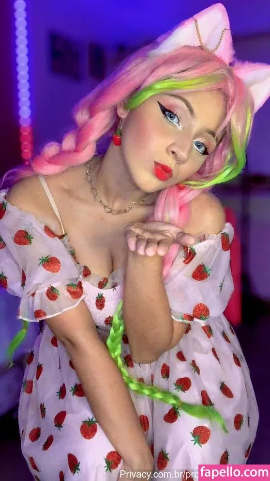 Laura Tsuki Onlyfans Photo Gallery 