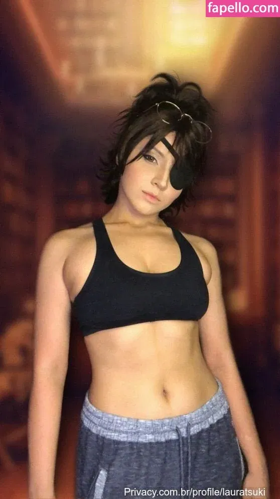 Laura Tsuki Onlyfans Photo Gallery 