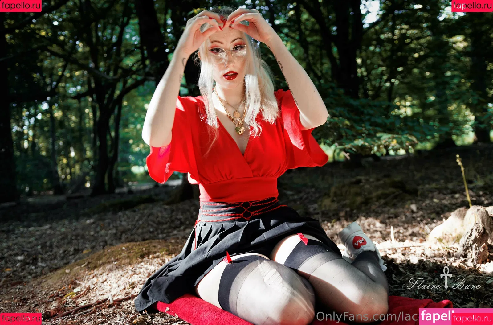 laceandleashes Onlyfans Photo Gallery 