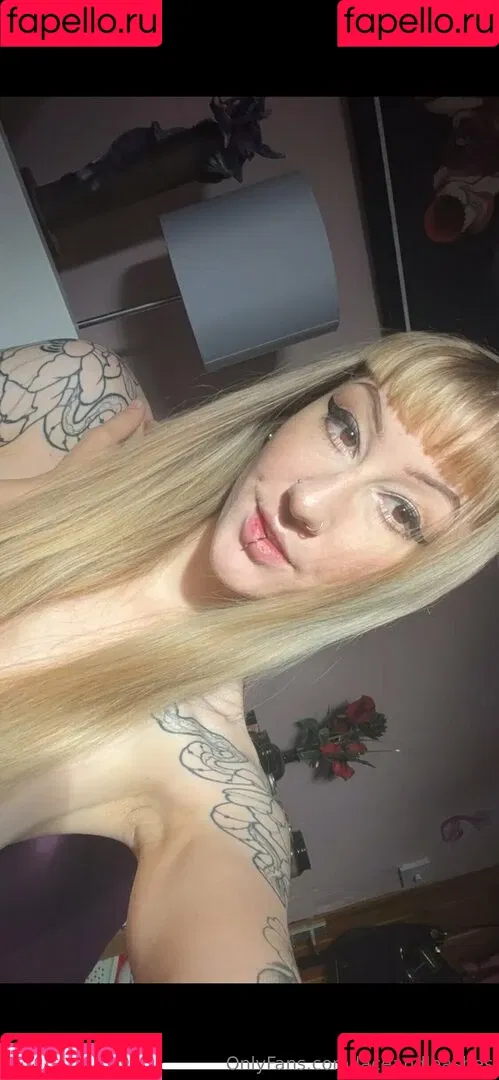 laceandleashes Onlyfans Photo Gallery 
