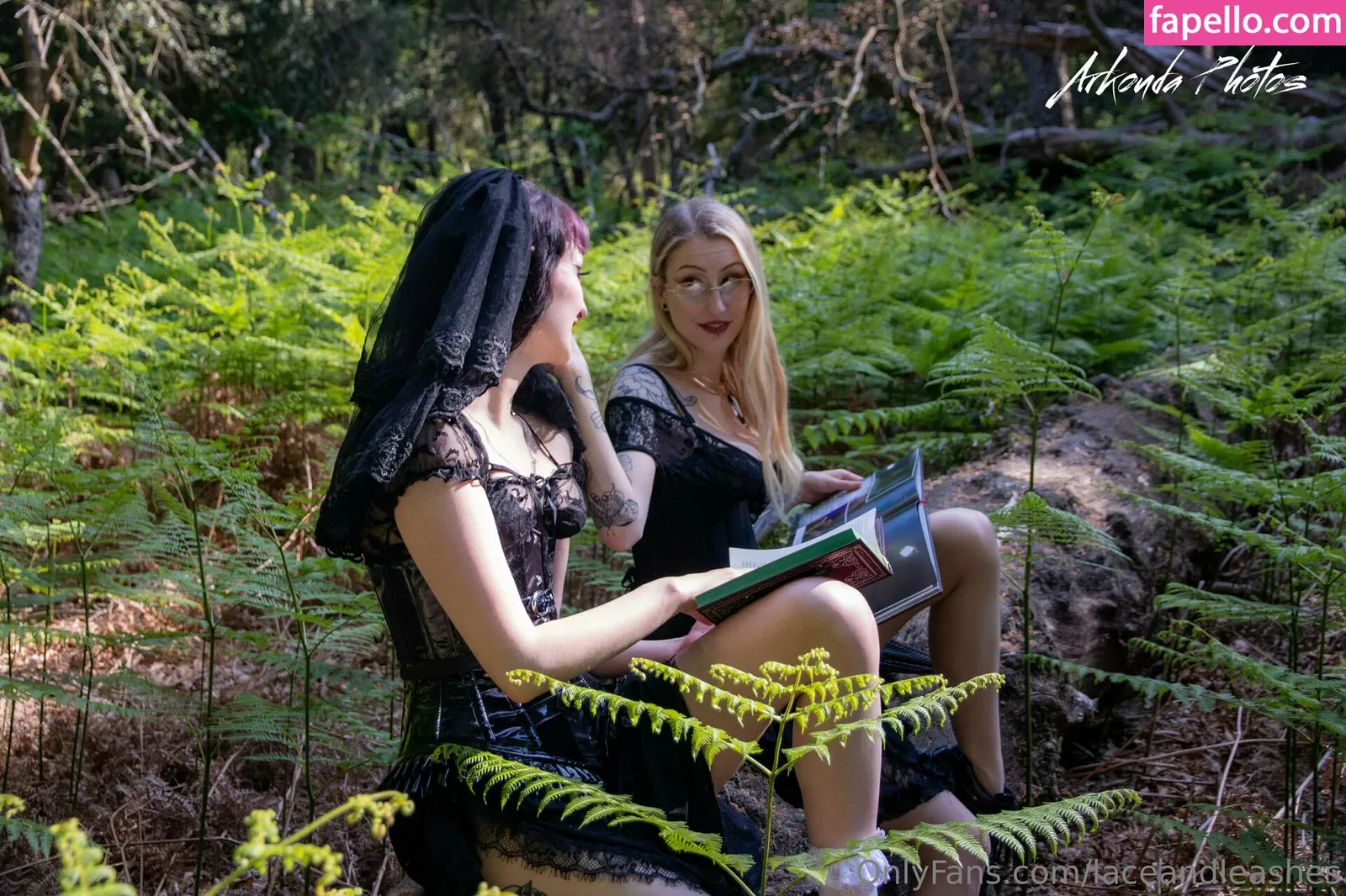 laceandleashes Onlyfans Photo Gallery 