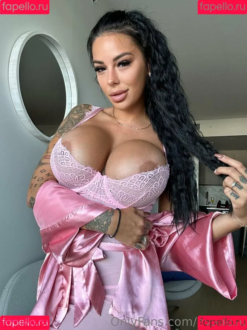 Annie Precourt Onlyfans Photo Gallery 