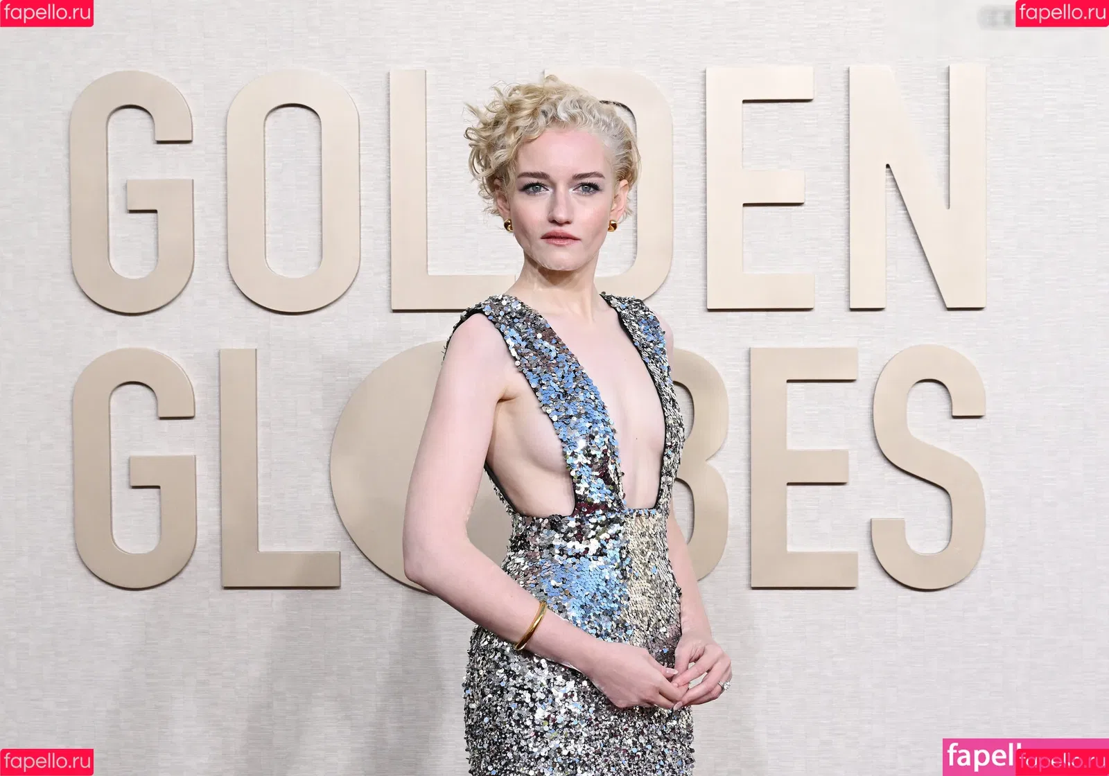 Julia Garner Onlyfans Photo Gallery 