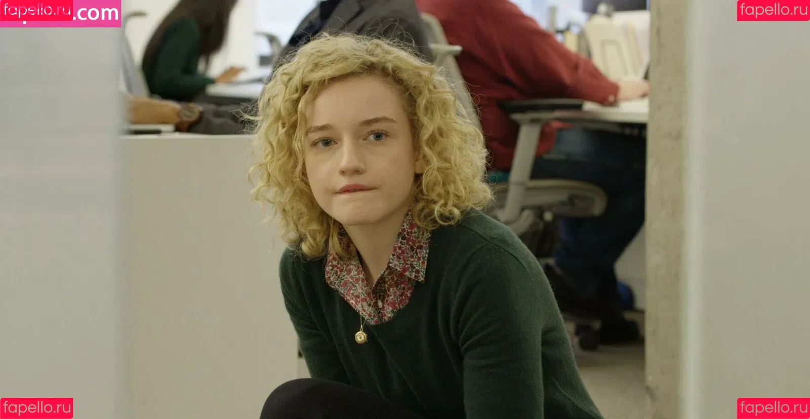 Julia Garner Onlyfans Photo Gallery 