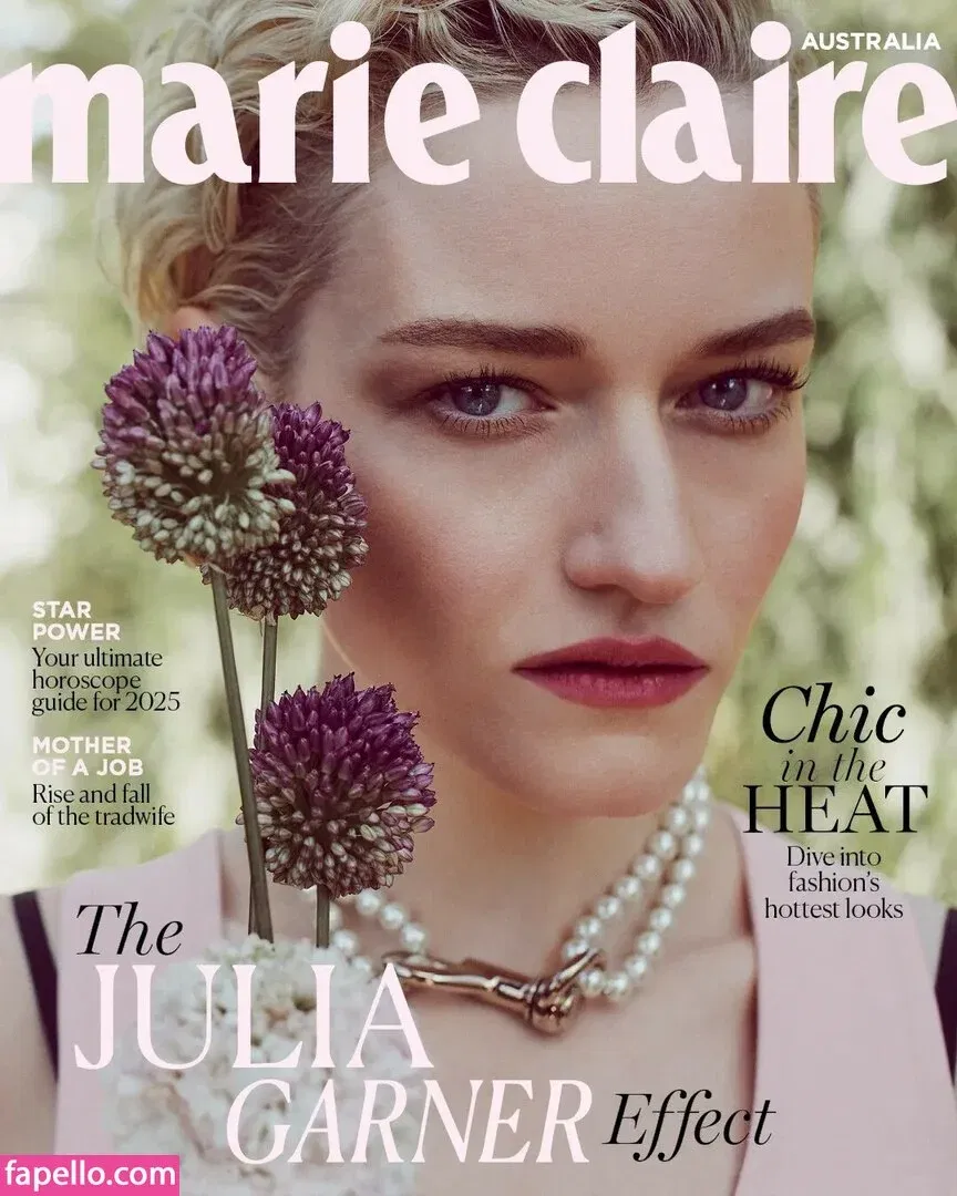 Julia Garner Onlyfans Photo Gallery 