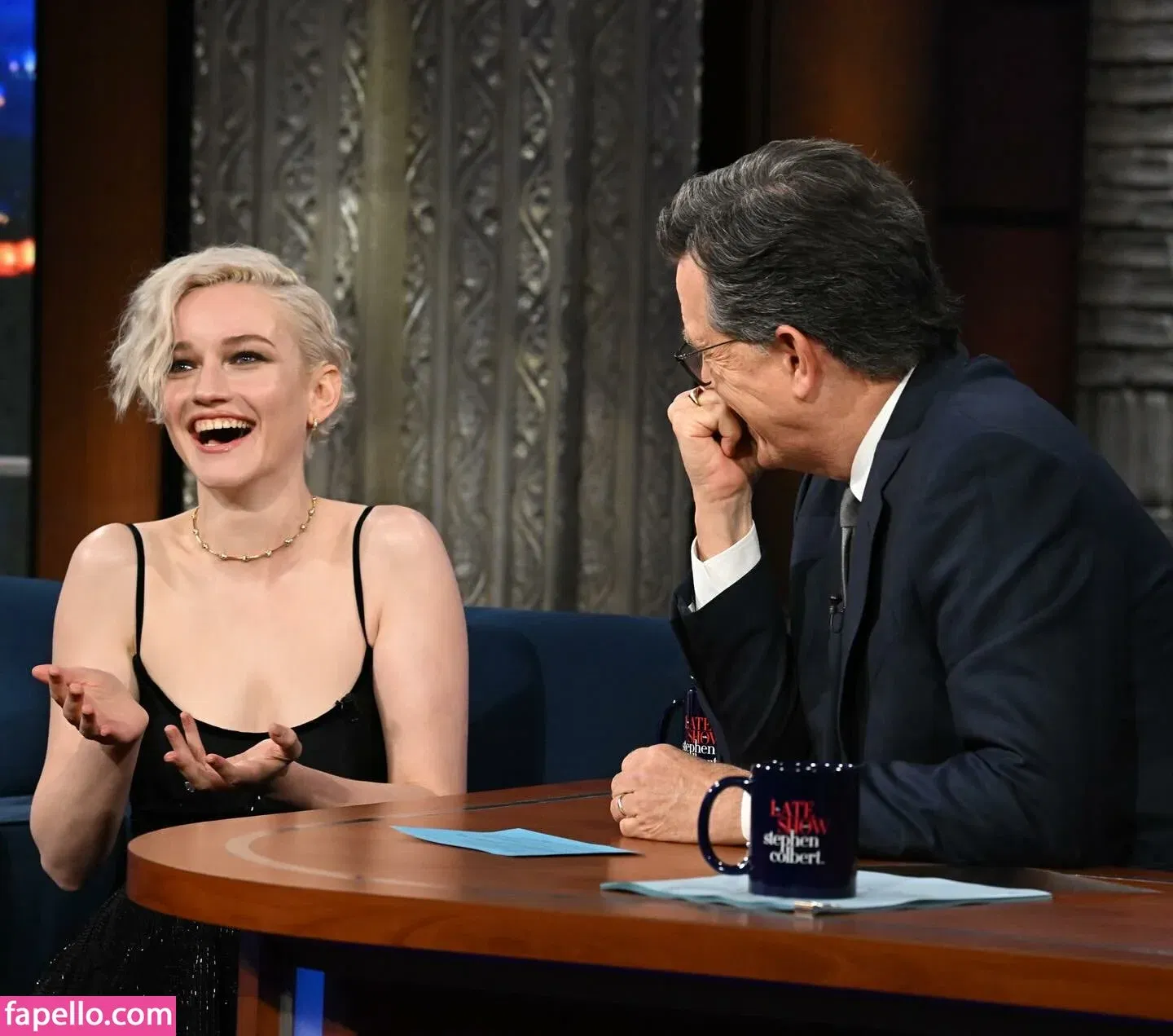 Julia Garner Onlyfans Photo Gallery 