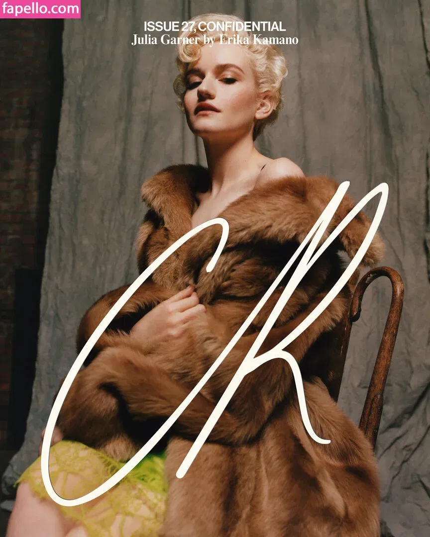 Julia Garner Onlyfans Photo Gallery 