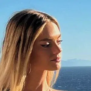 Bella Shoemark Onlyfans Photo Gallery 