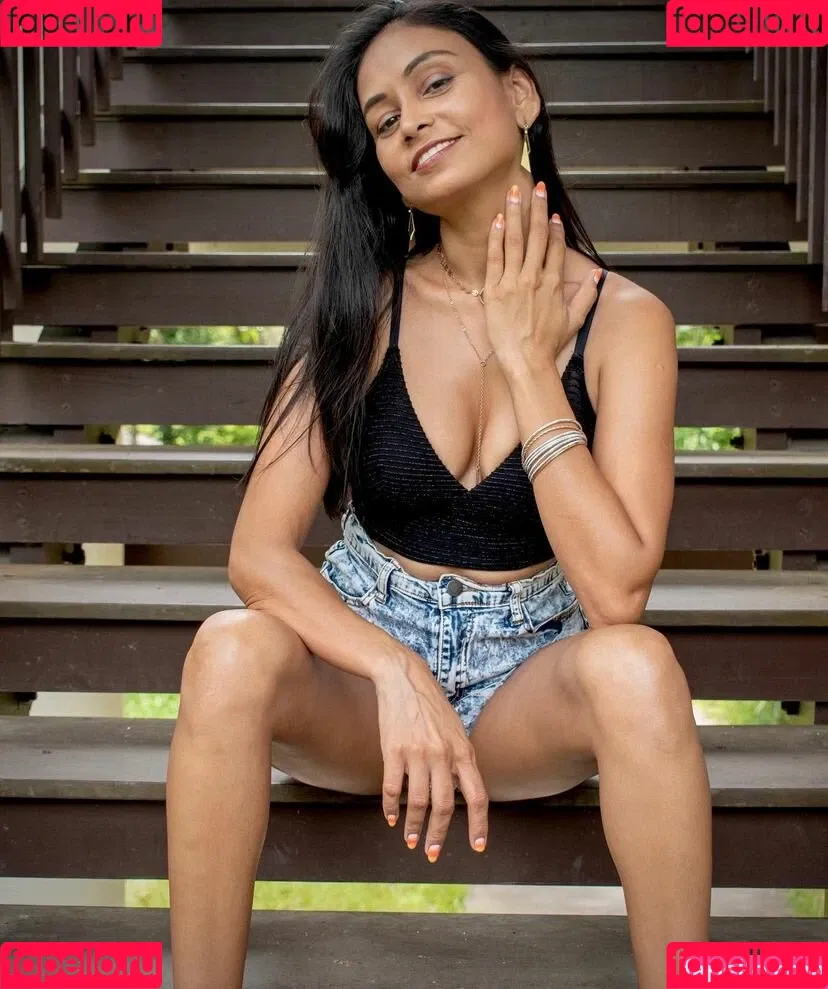 Shivani Onlyfans Photo Gallery 