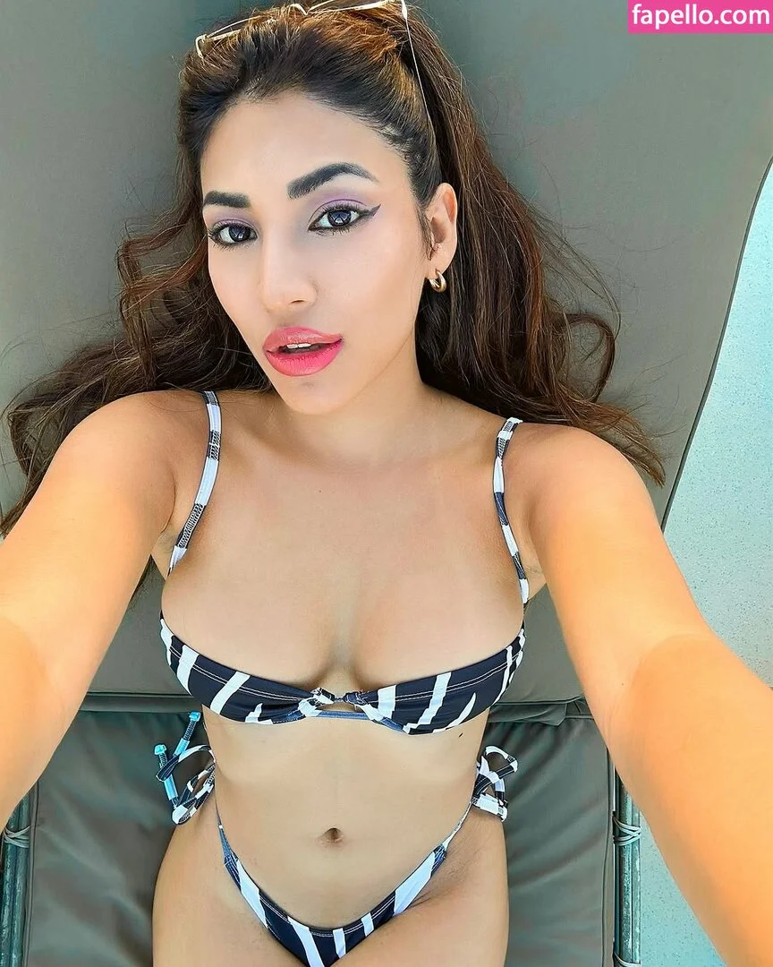 Shivani Onlyfans Photo Gallery 