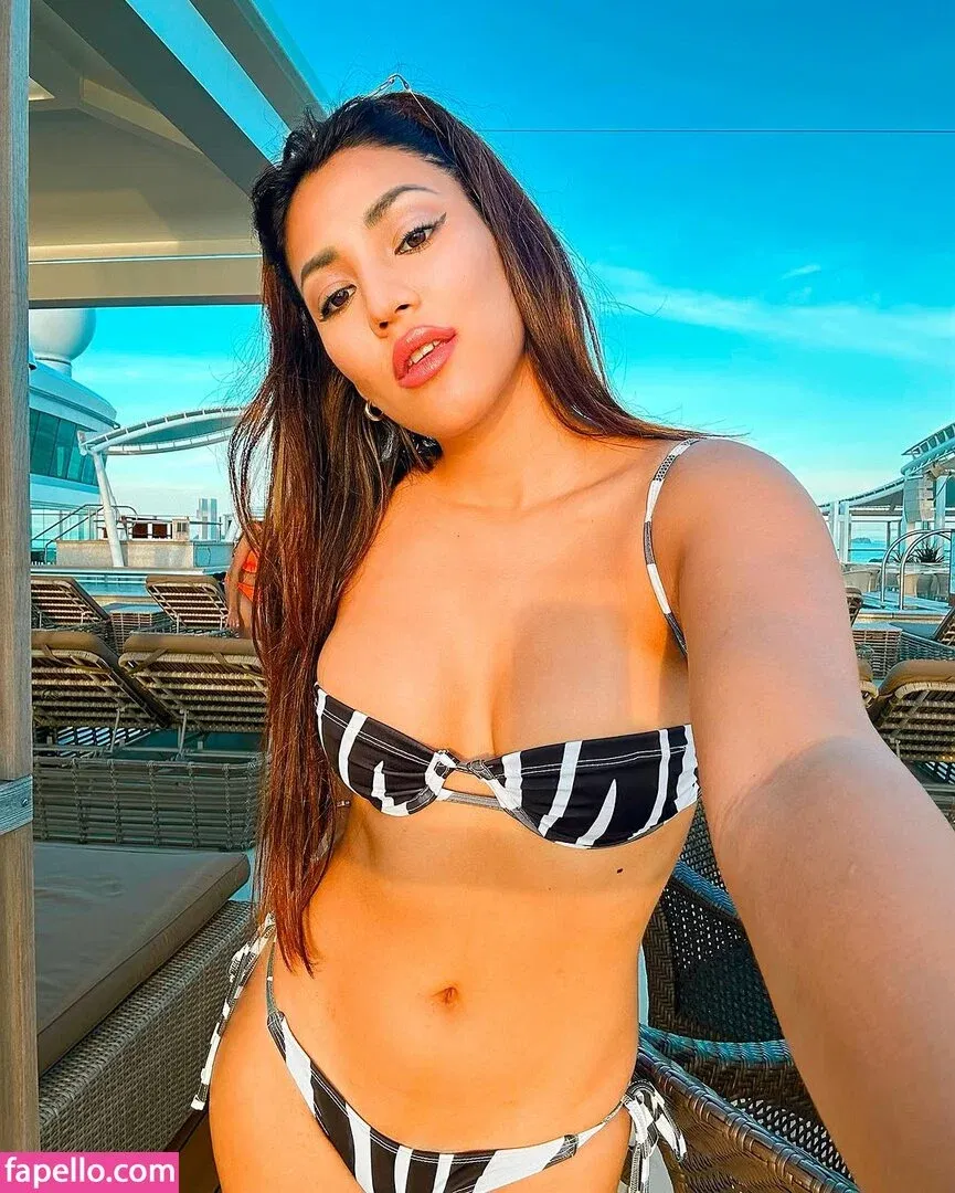 Shivani Onlyfans Photo Gallery 