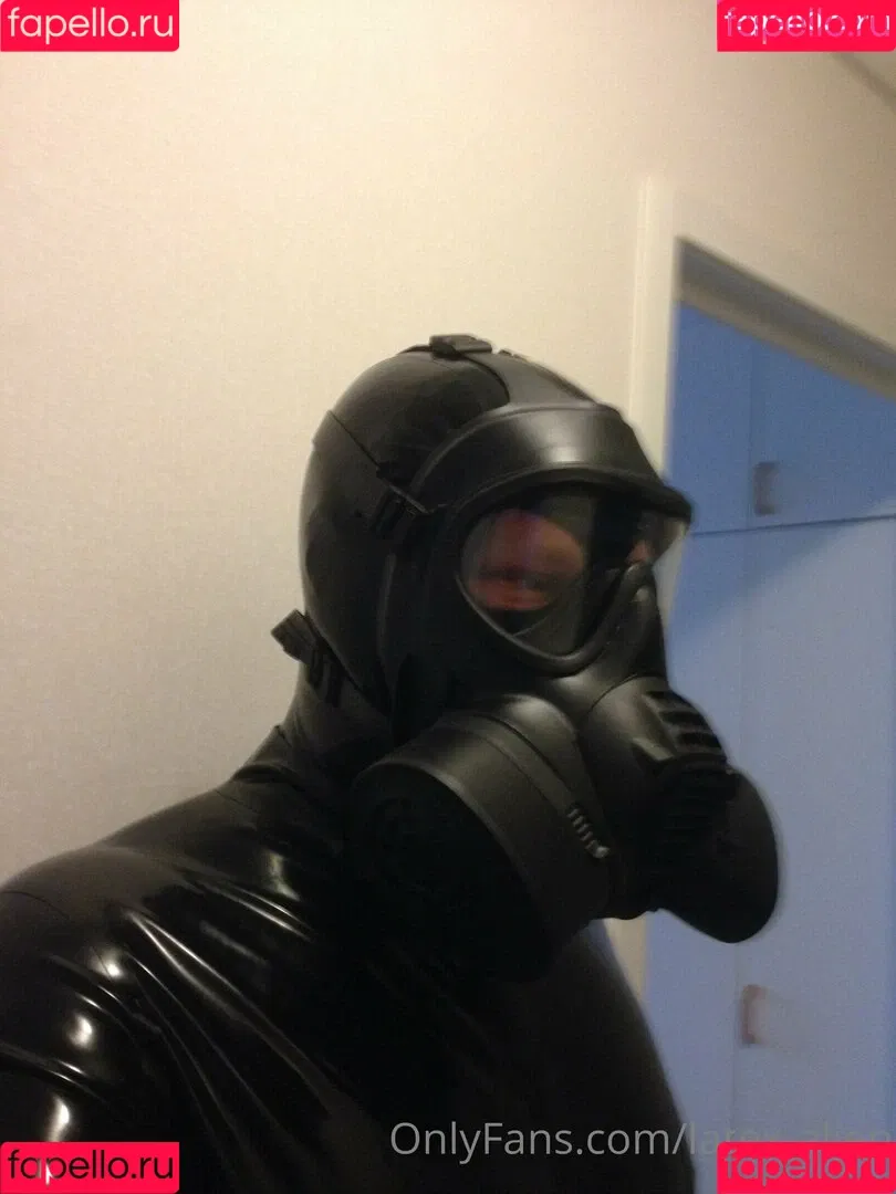 latex-alien Onlyfans Photo Gallery 