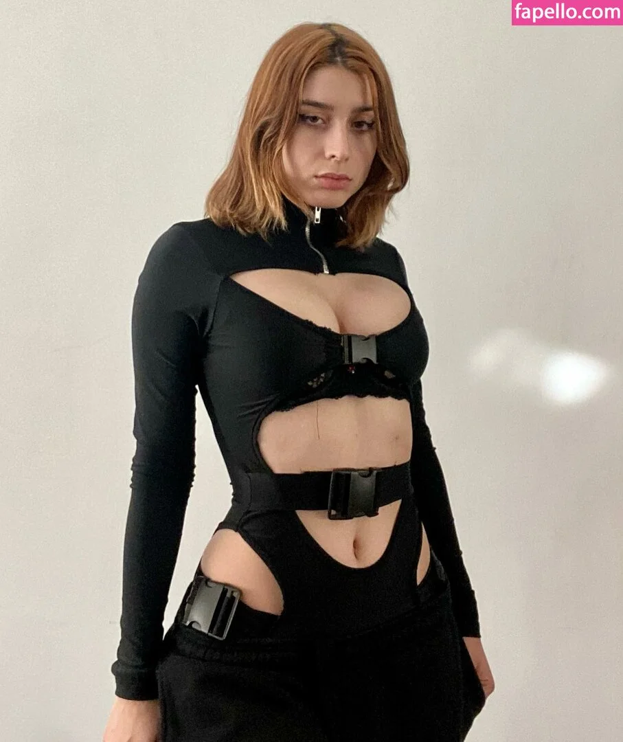 Iramalonne Onlyfans Photo Gallery 