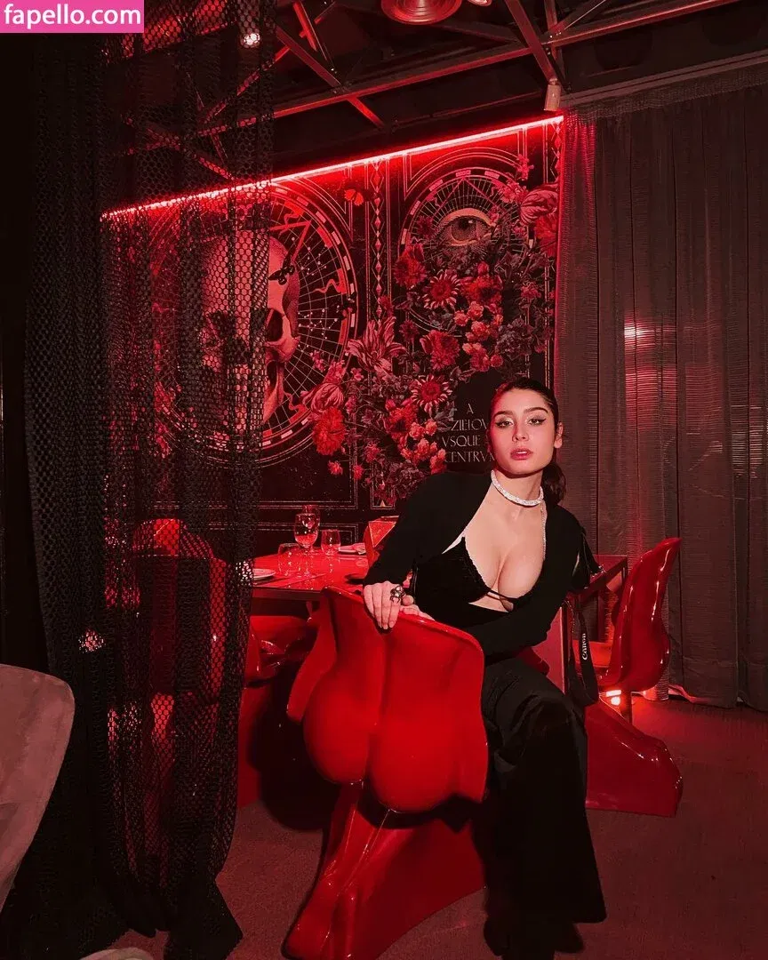 Iramalonne Onlyfans Photo Gallery 