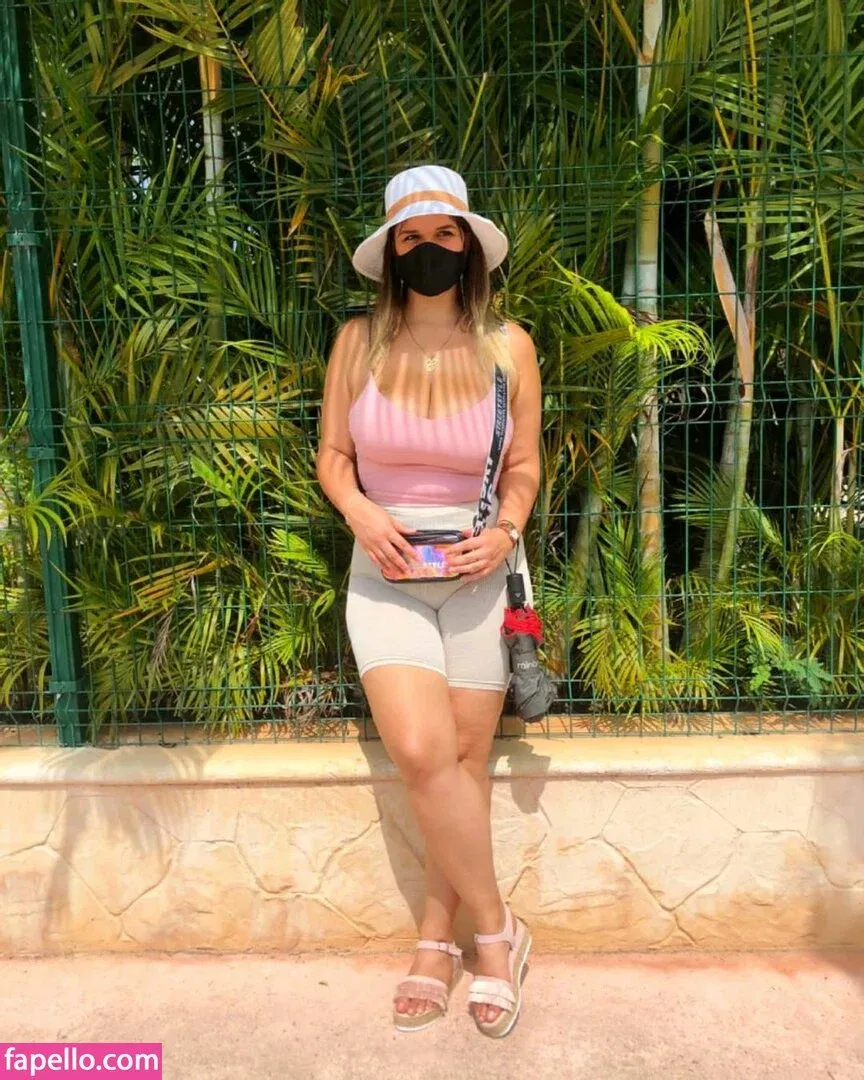 Carolina Lozz Onlyfans Photo Gallery 