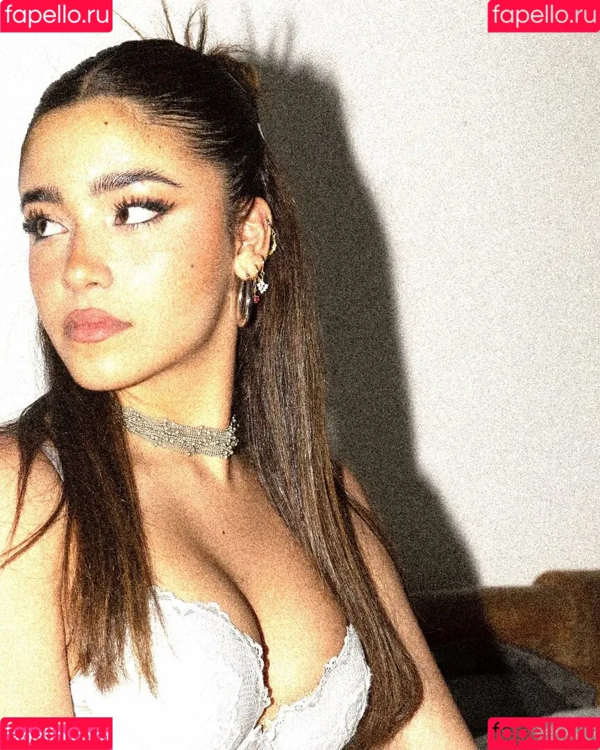 Yasmin Barbieri Onlyfans Photo Gallery 