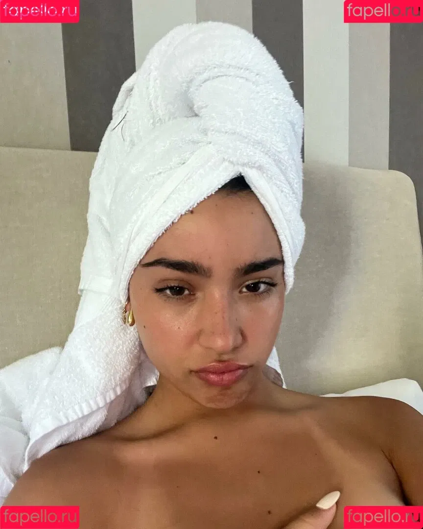 Yasmin Barbieri Onlyfans Photo Gallery 