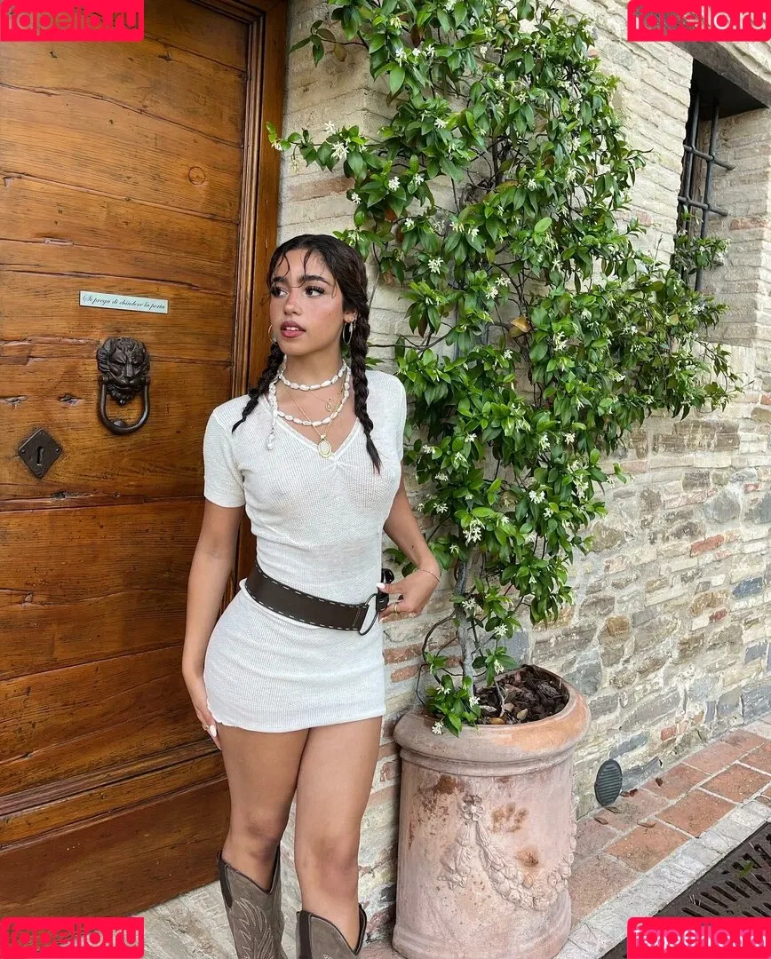 Yasmin Barbieri Onlyfans Photo Gallery 