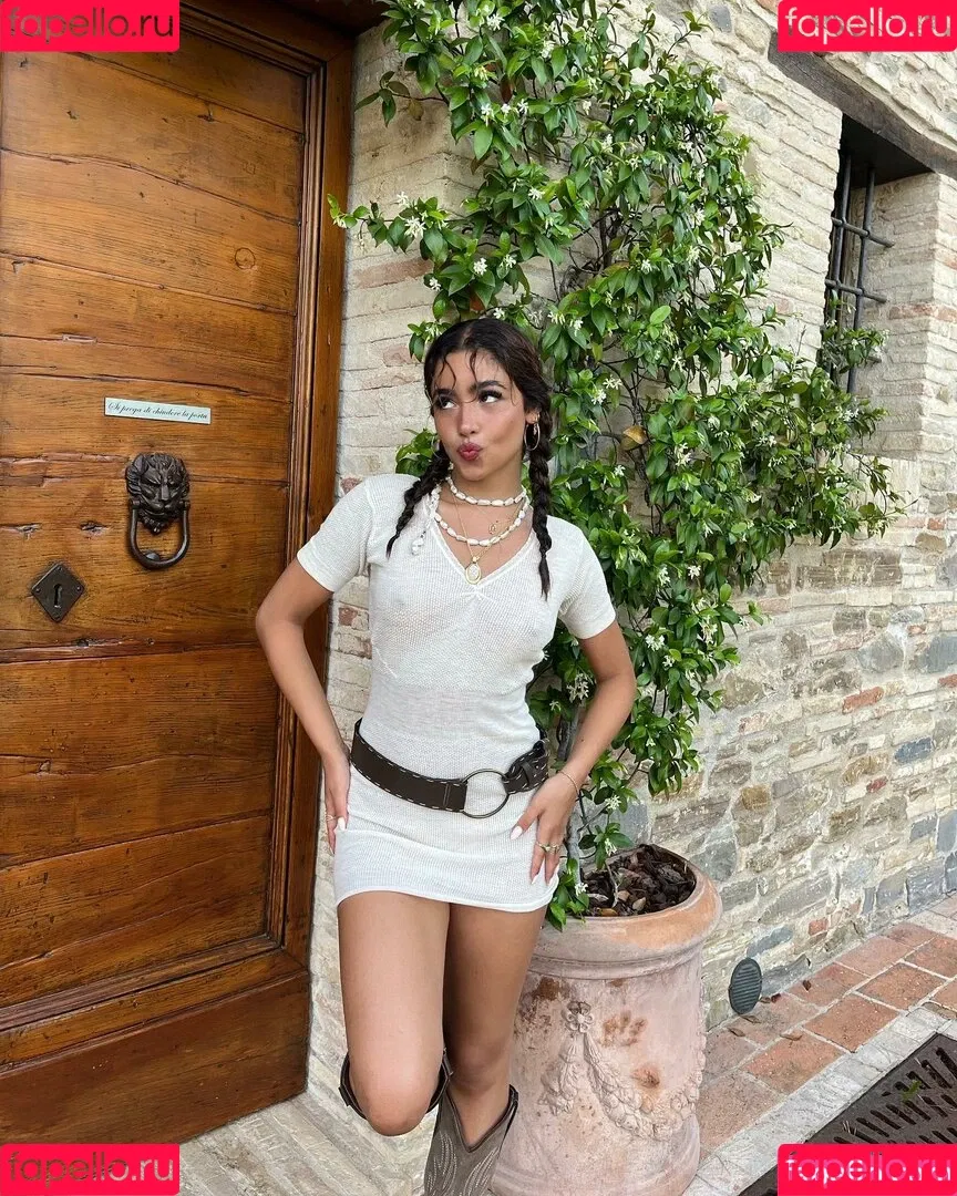 Yasmin Barbieri Onlyfans Photo Gallery 