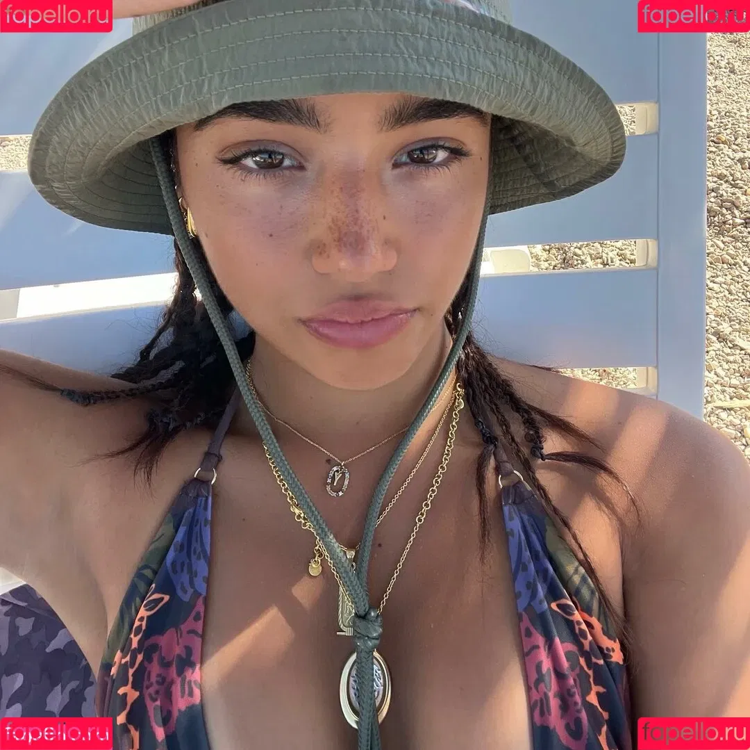 Yasmin Barbieri Onlyfans Photo Gallery 