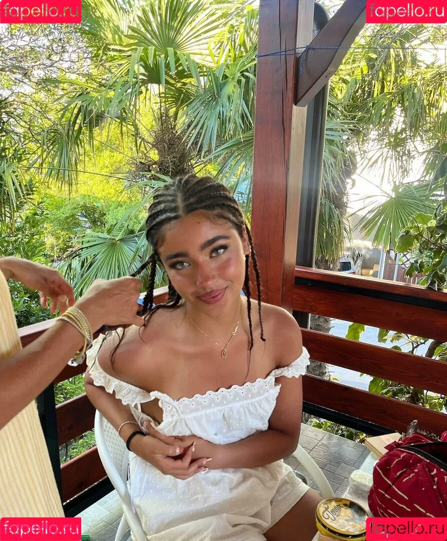 Yasmin Barbieri Onlyfans Photo Gallery 