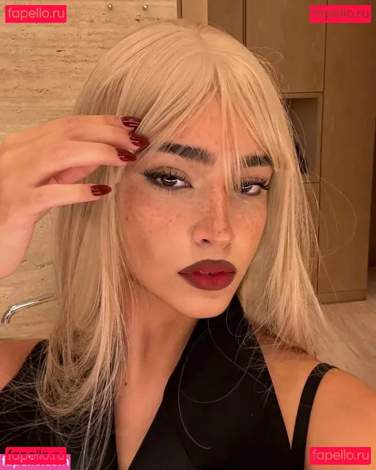 Yasmin Barbieri Onlyfans Photo Gallery 