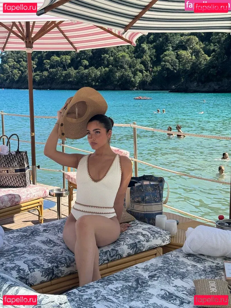 Yasmin Barbieri Onlyfans Photo Gallery 