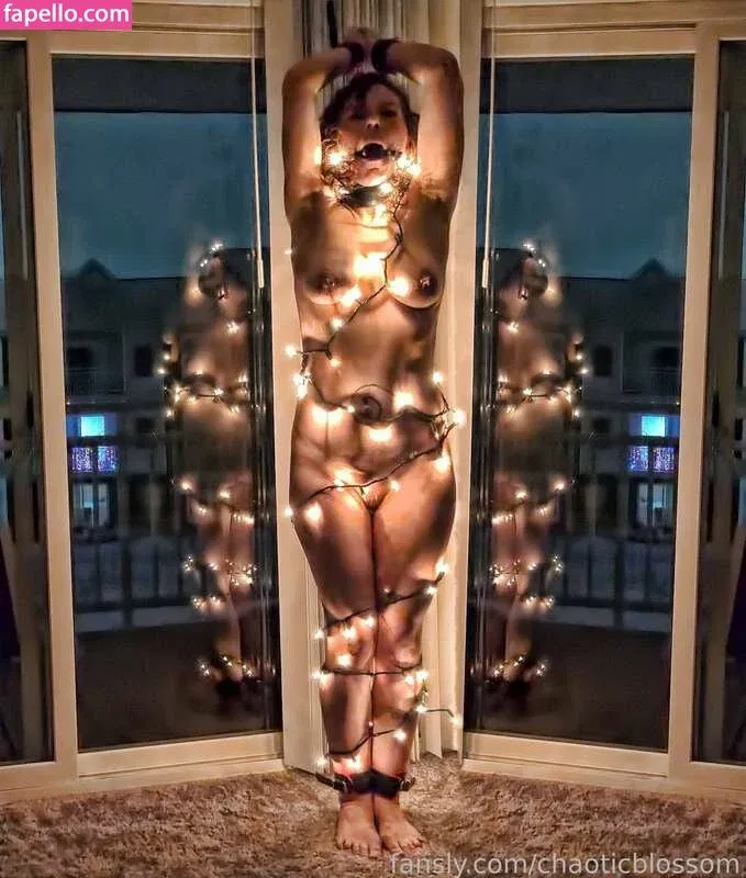 chaoticblossom Onlyfans Photo Gallery 