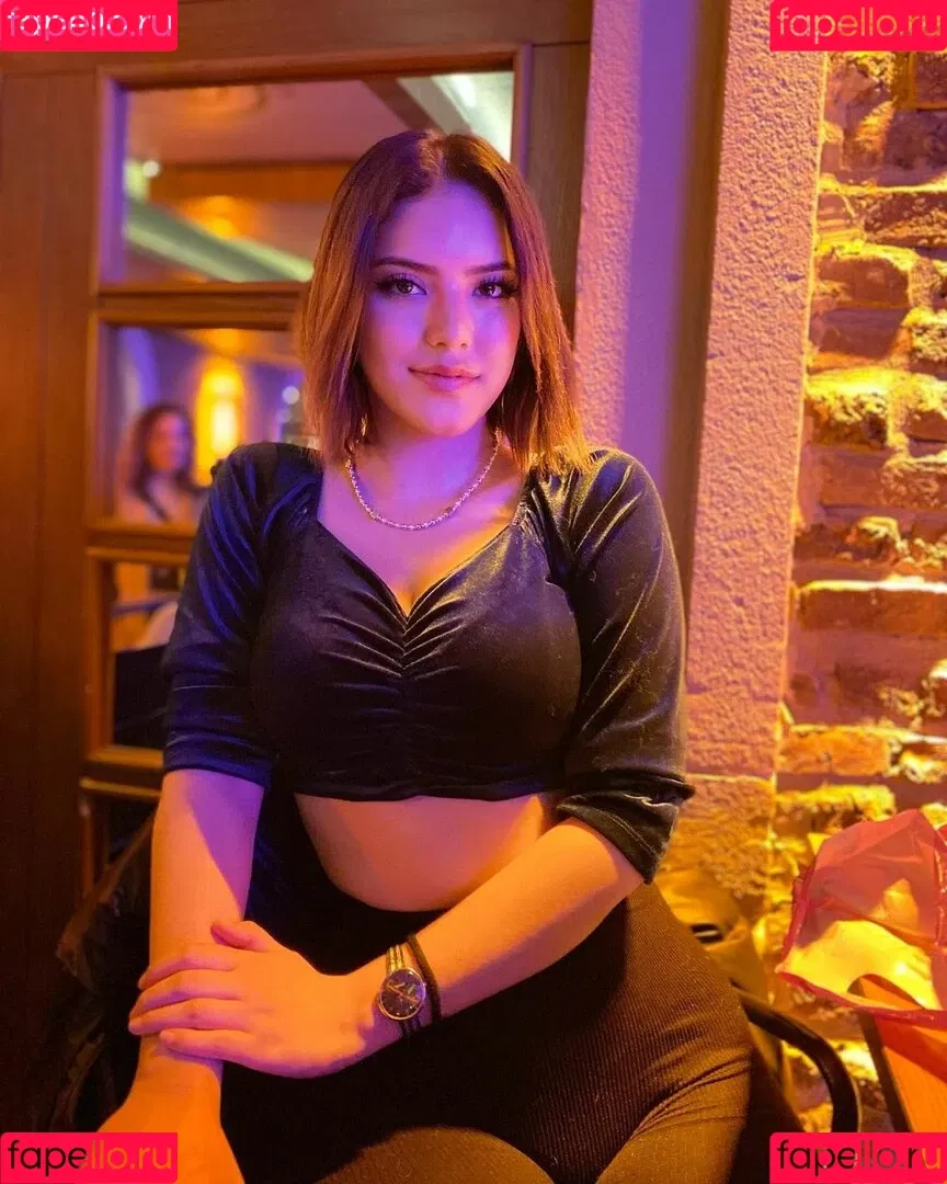 Turkish Girls Onlyfans Photo Gallery 