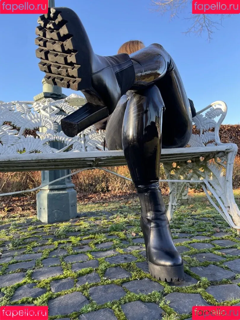Sophielx Onlyfans Photo Gallery 