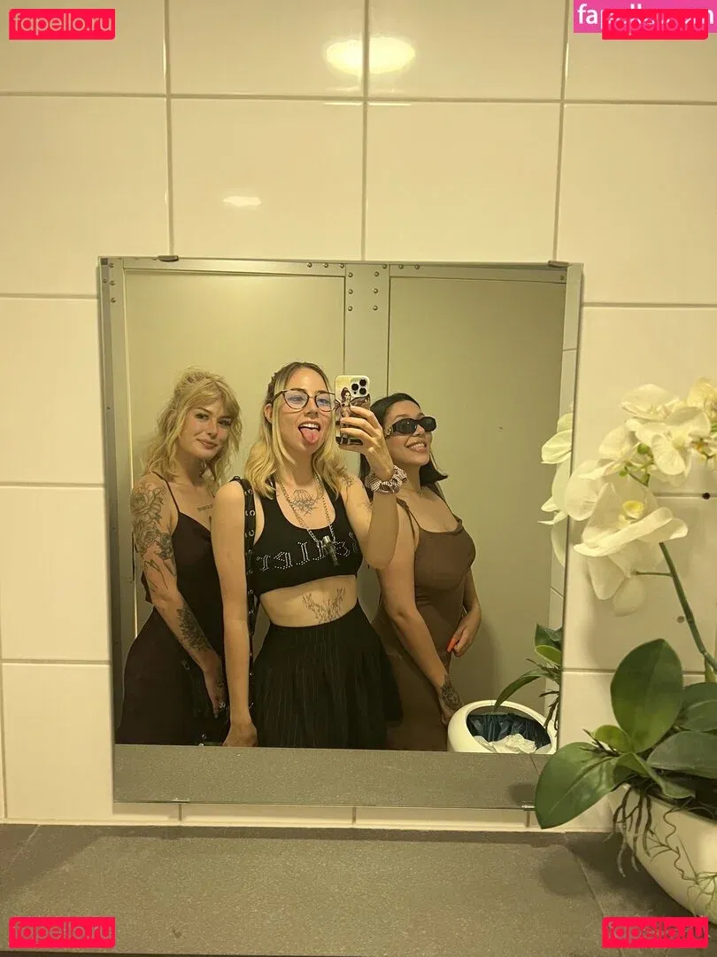 softgodess Onlyfans Photo Gallery 